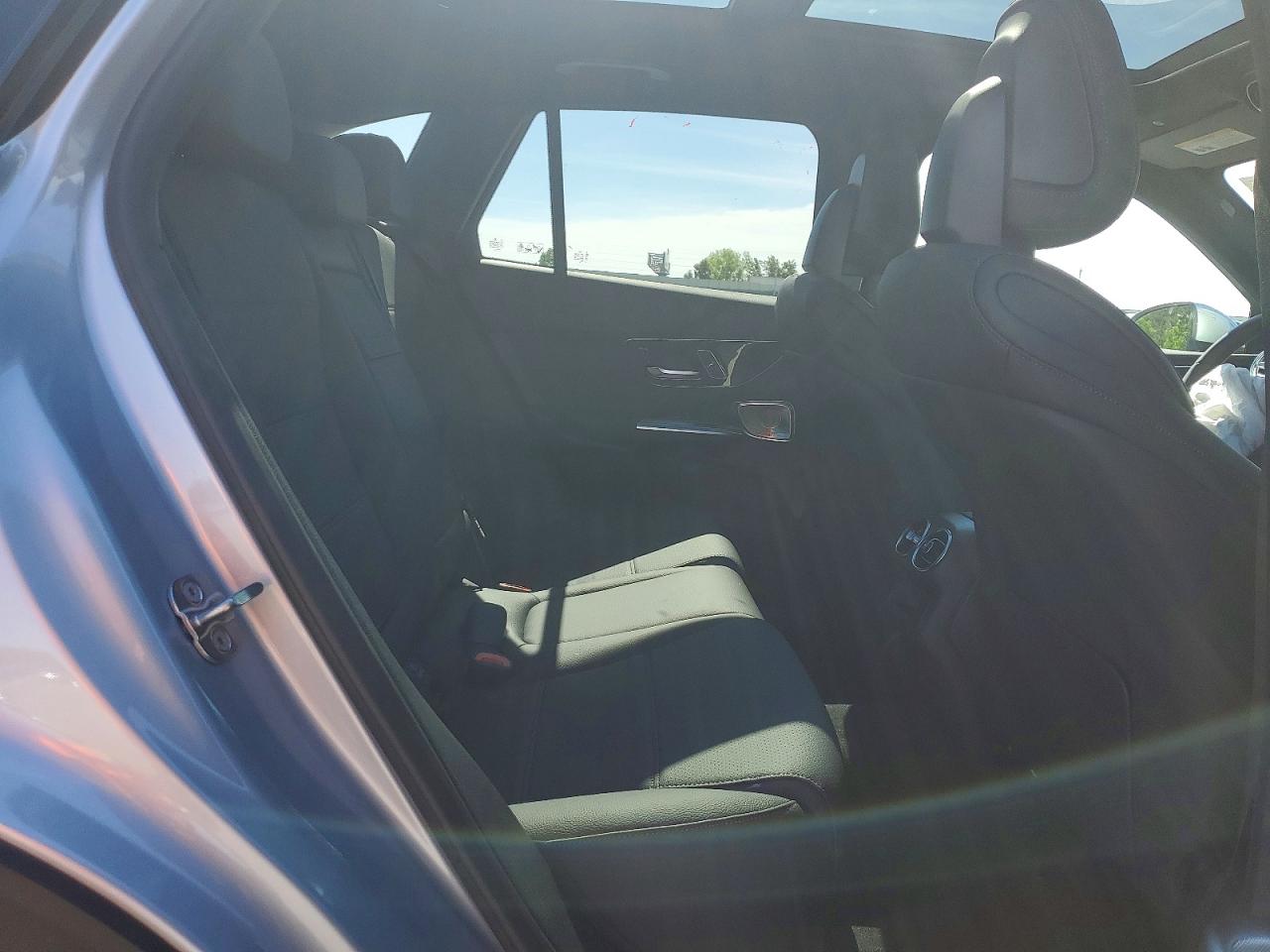 2026 MERCEDES-BENZ GLC