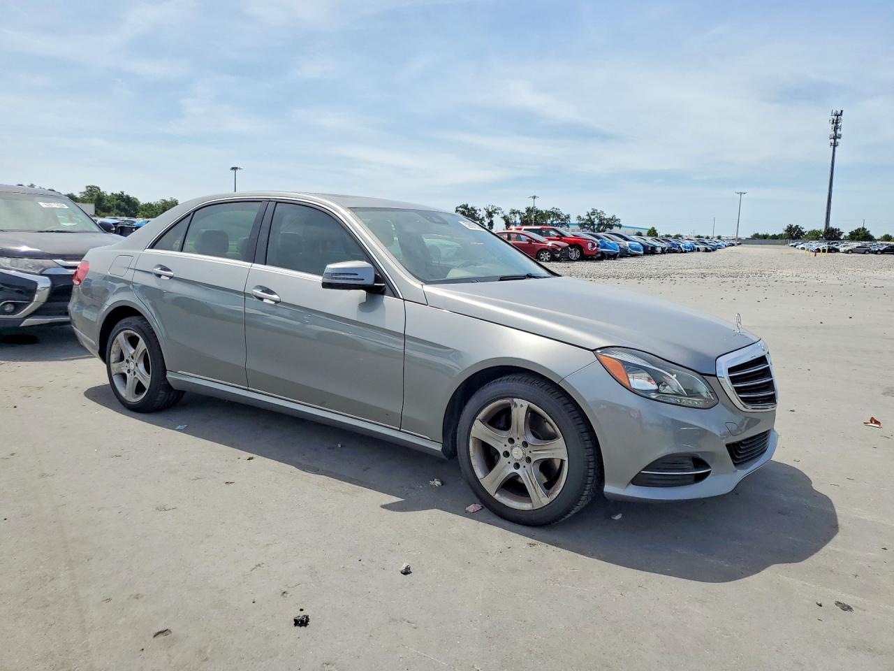 2014 MERCEDES-BENZ E