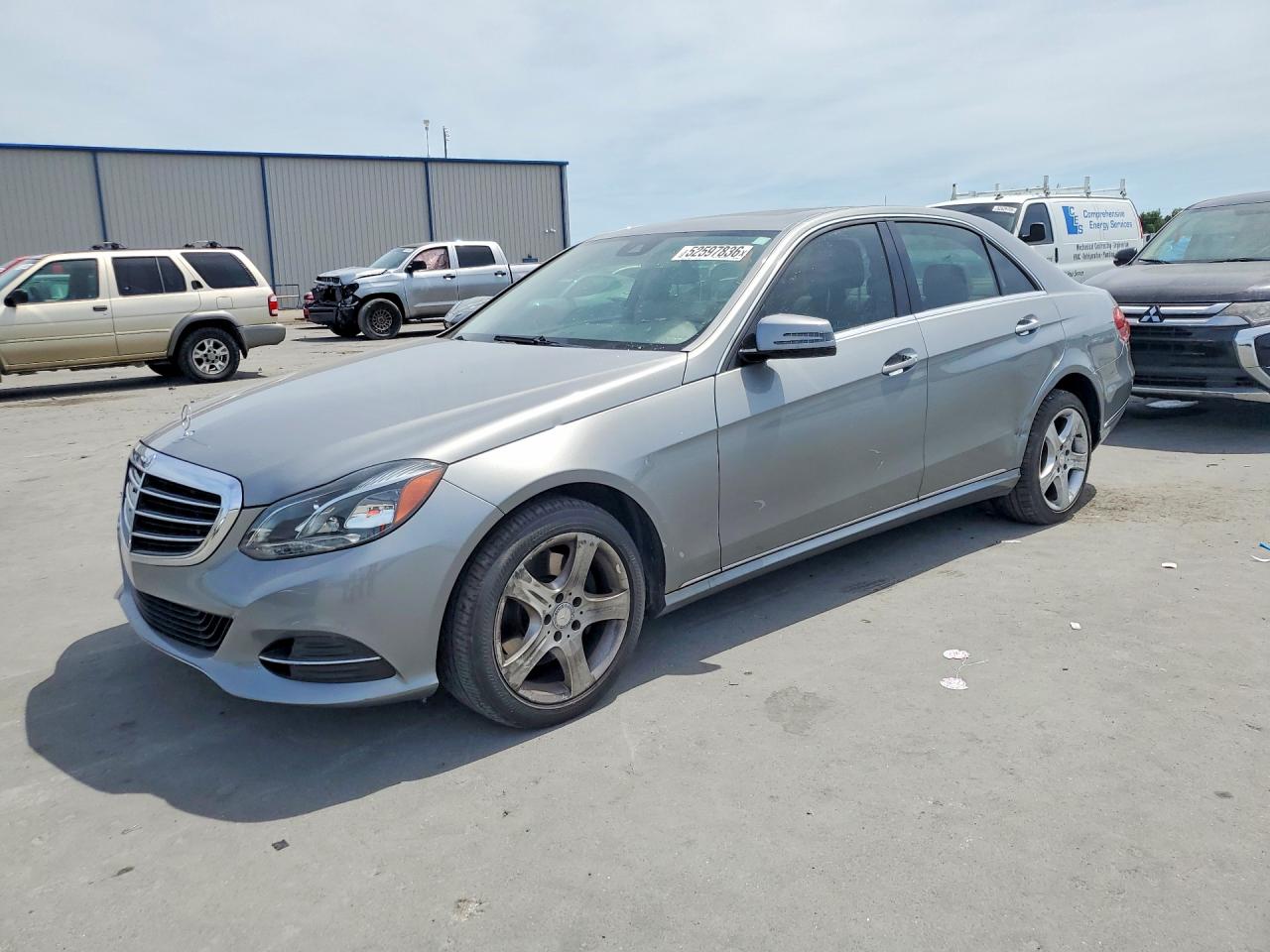 2014 MERCEDES-BENZ E