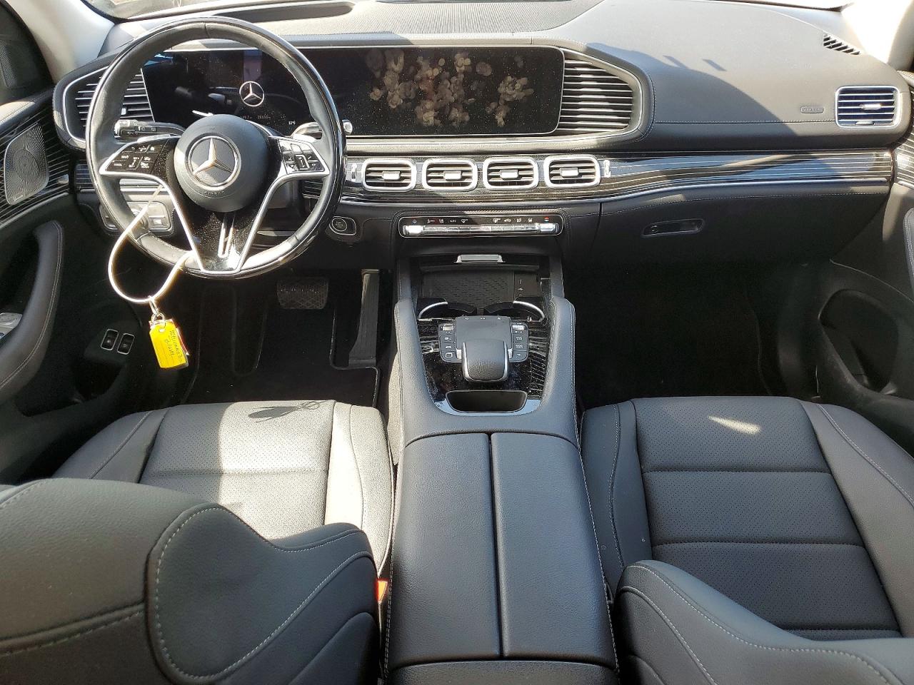 2025 MERCEDES-BENZ GLE