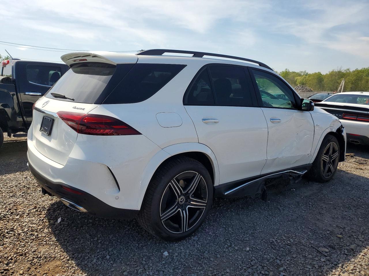 2025 MERCEDES-BENZ GLE