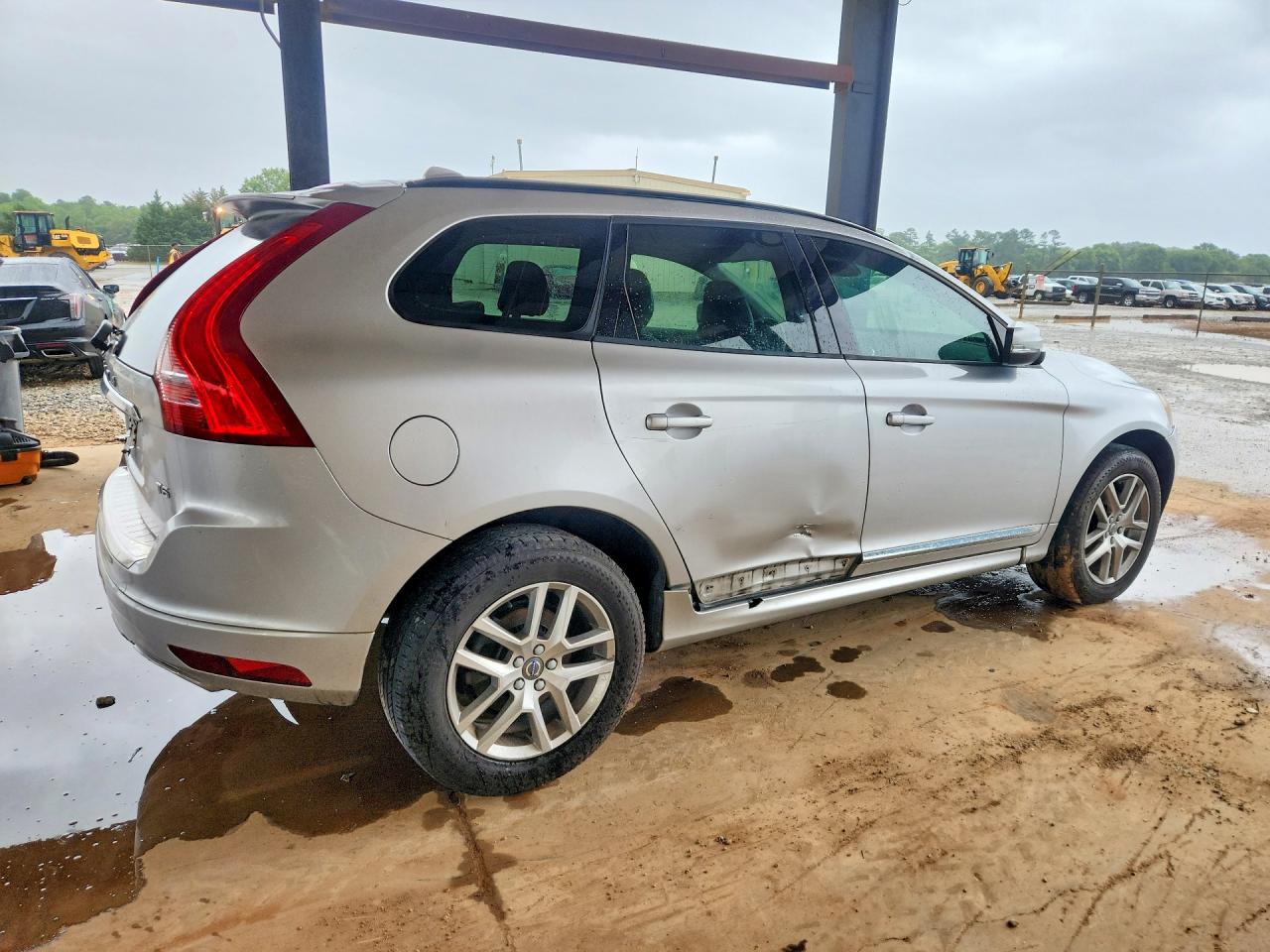 2017 VOLVO XC60