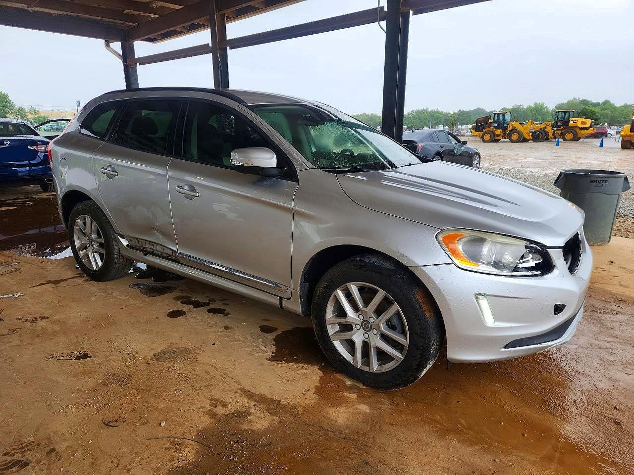 2017 VOLVO XC60