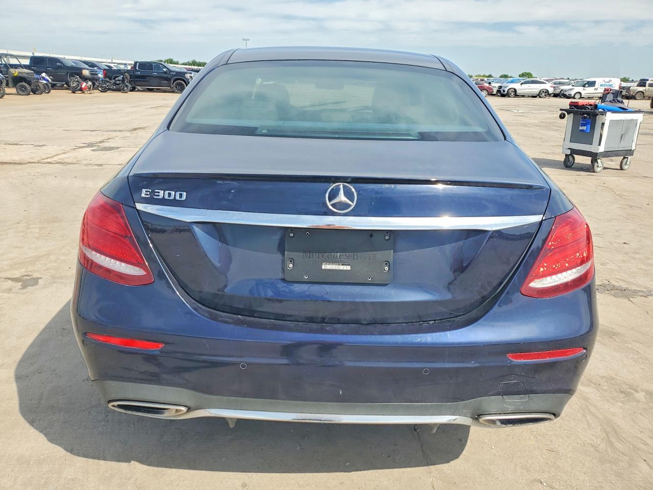 2018 MERCEDES-BENZ E