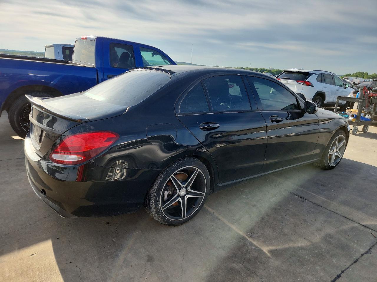 2016 MERCEDES-BENZ C