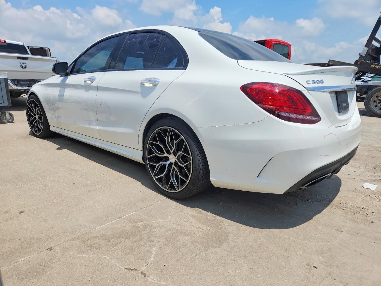 2019 MERCEDES-BENZ C