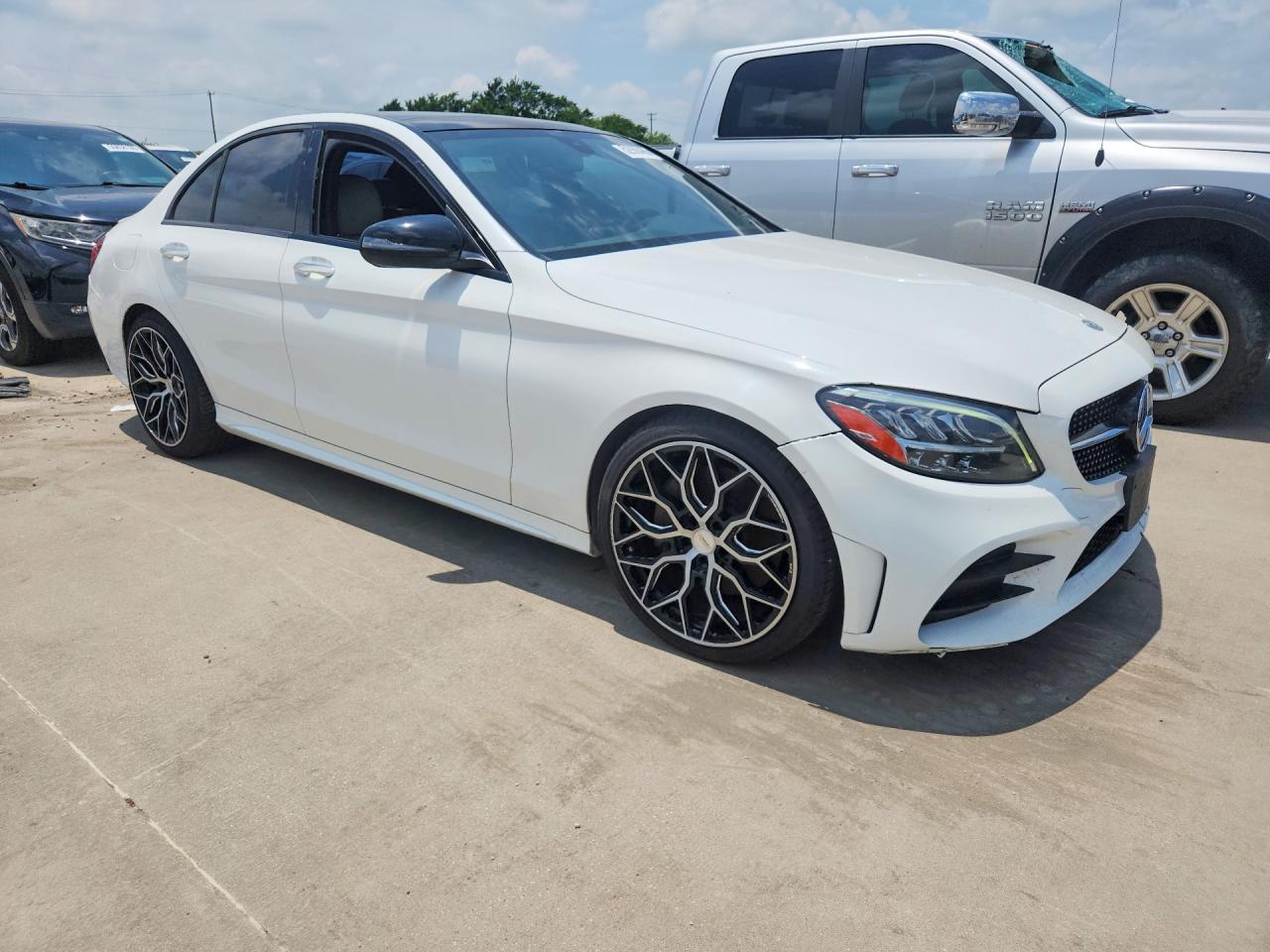 2019 MERCEDES-BENZ C