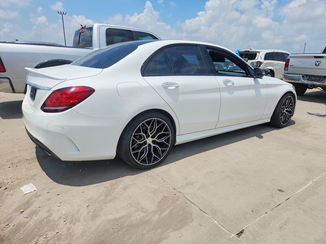 2019 MERCEDES-BENZ C