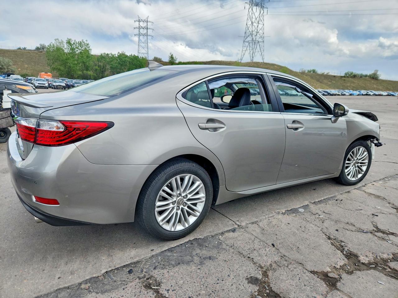 2015 LEXUS ES