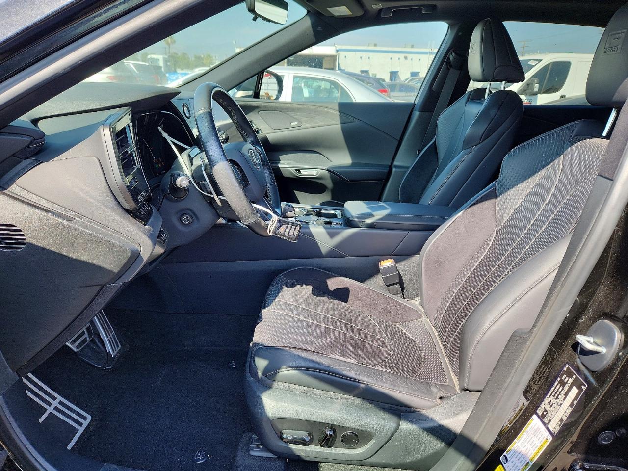 2023 LEXUS RX