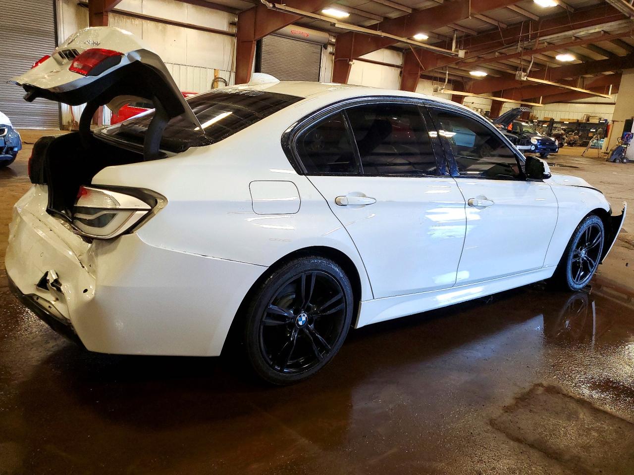 2018 BMW 3-Series 330