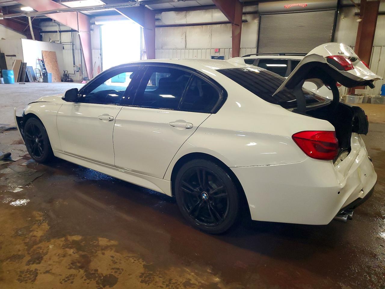 2018 BMW 3-Series 330
