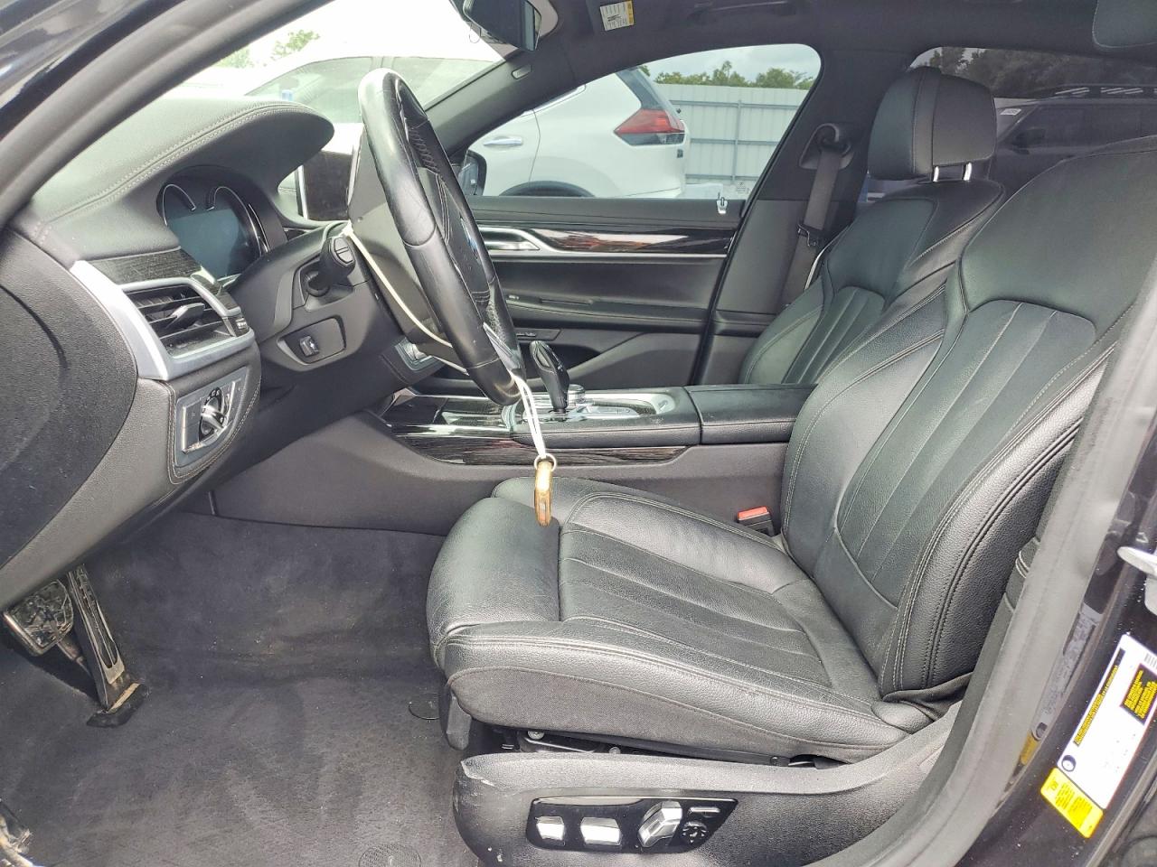 2019 BMW 7-Series 740
