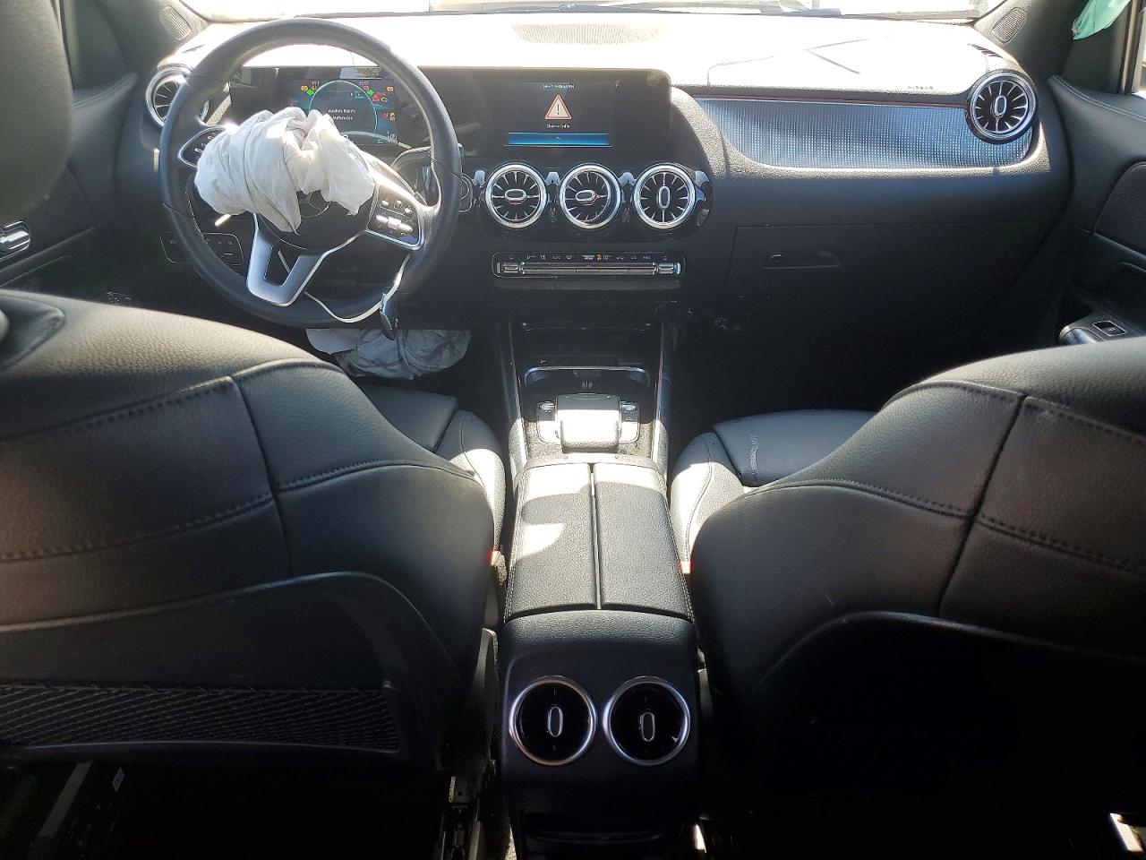 2021 MERCEDES-BENZ GLA