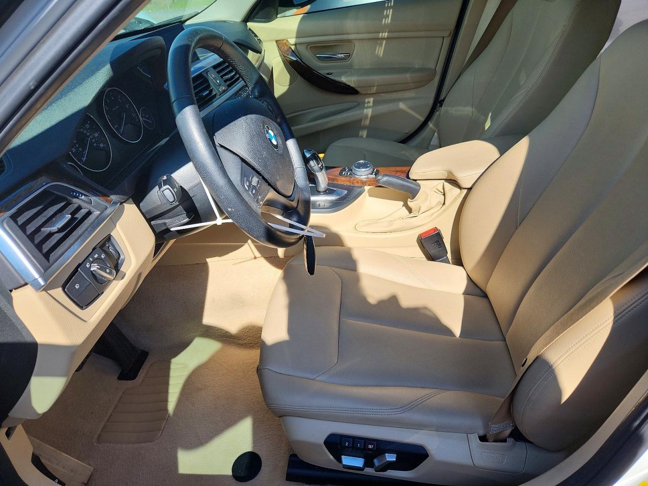 2016 BMW 3-series 320