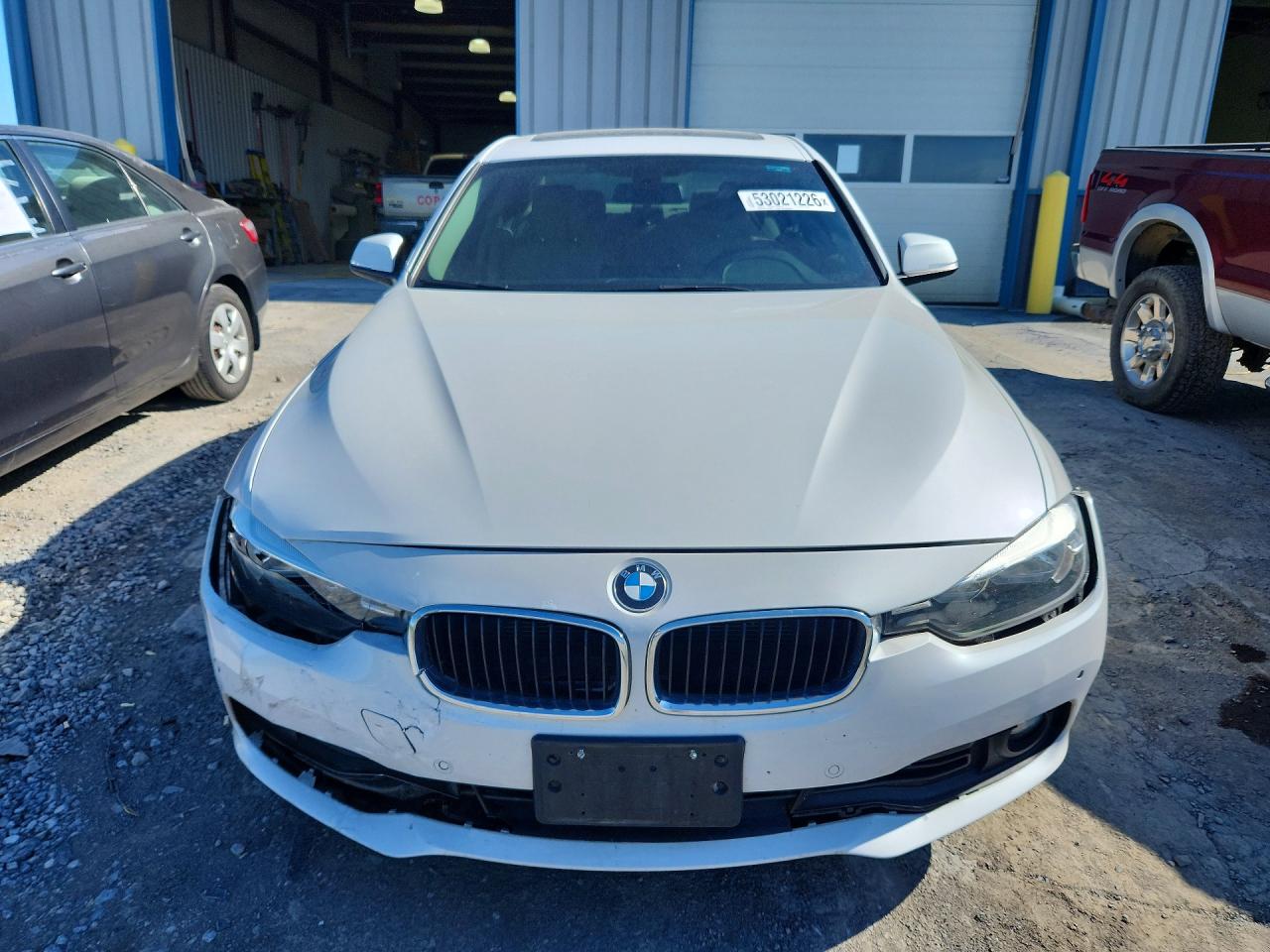 2016 BMW 3-series 320