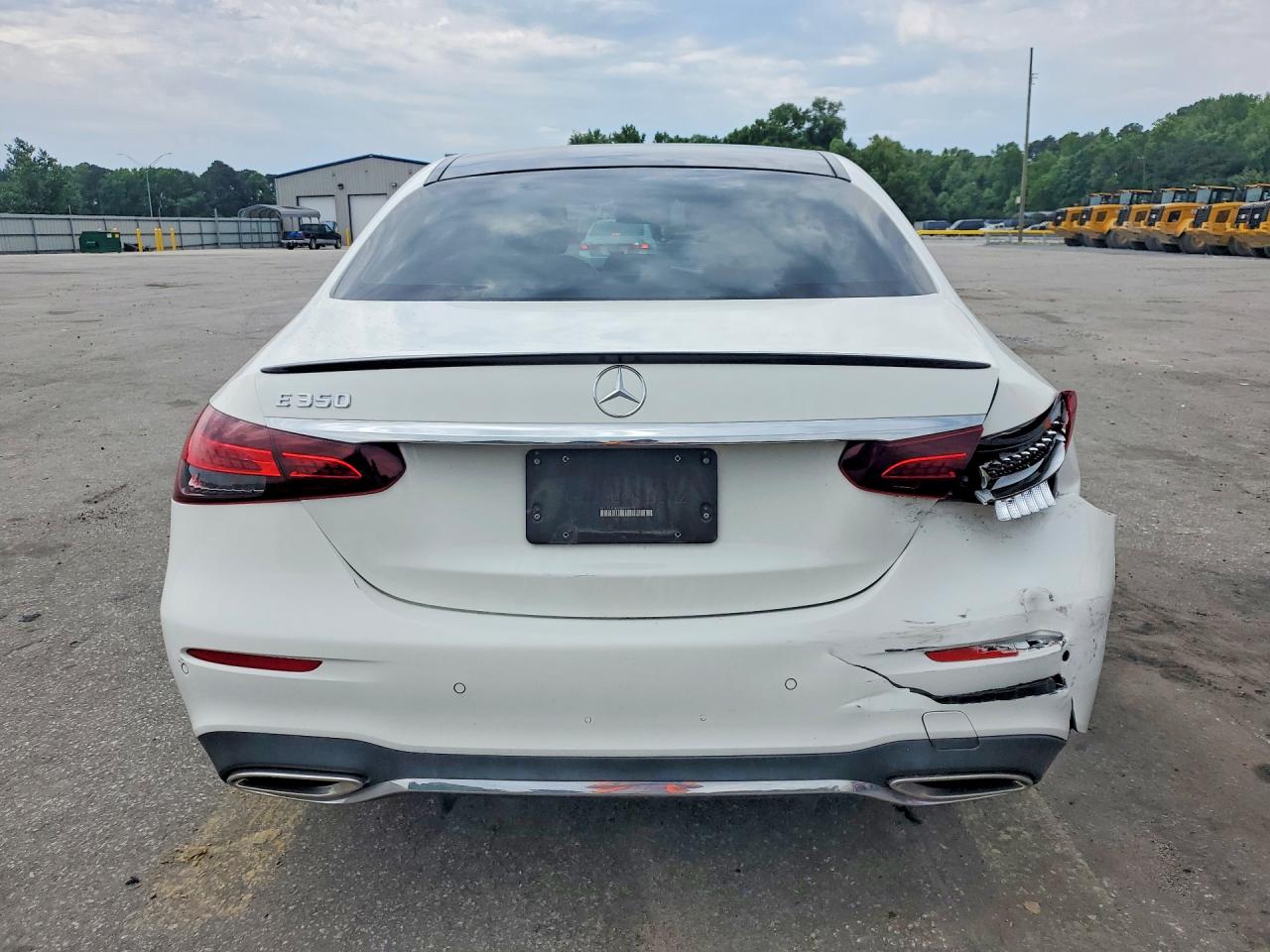 2022 MERCEDES-BENZ E