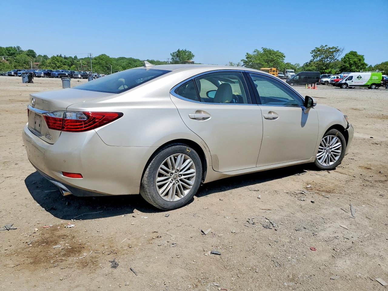 2013 LEXUS ES