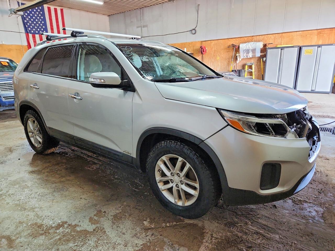 2015 KIA SORENTO