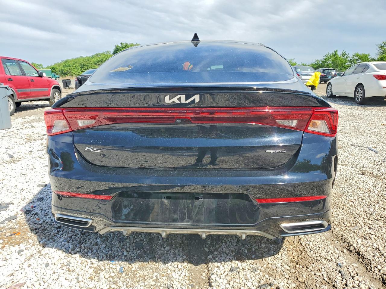 2022 KIA K5