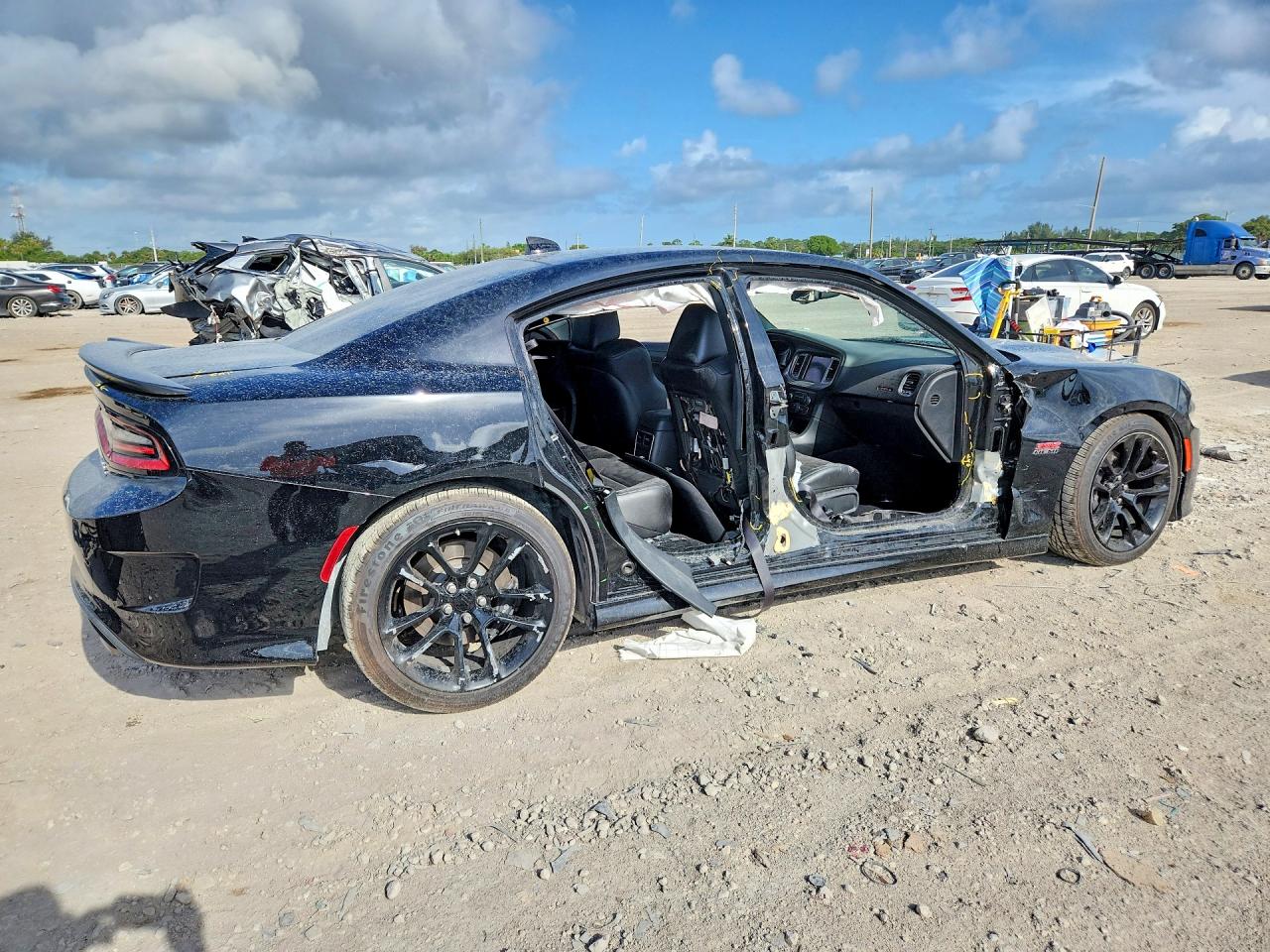 2023 DODGE CHARGER