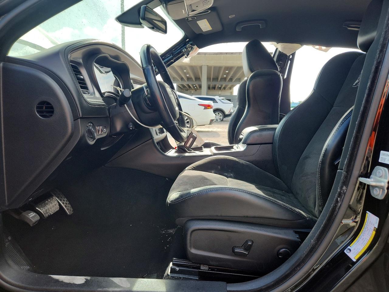 2023 DODGE CHARGER