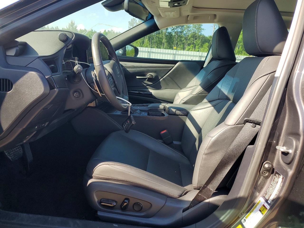 2022 LEXUS ES 350