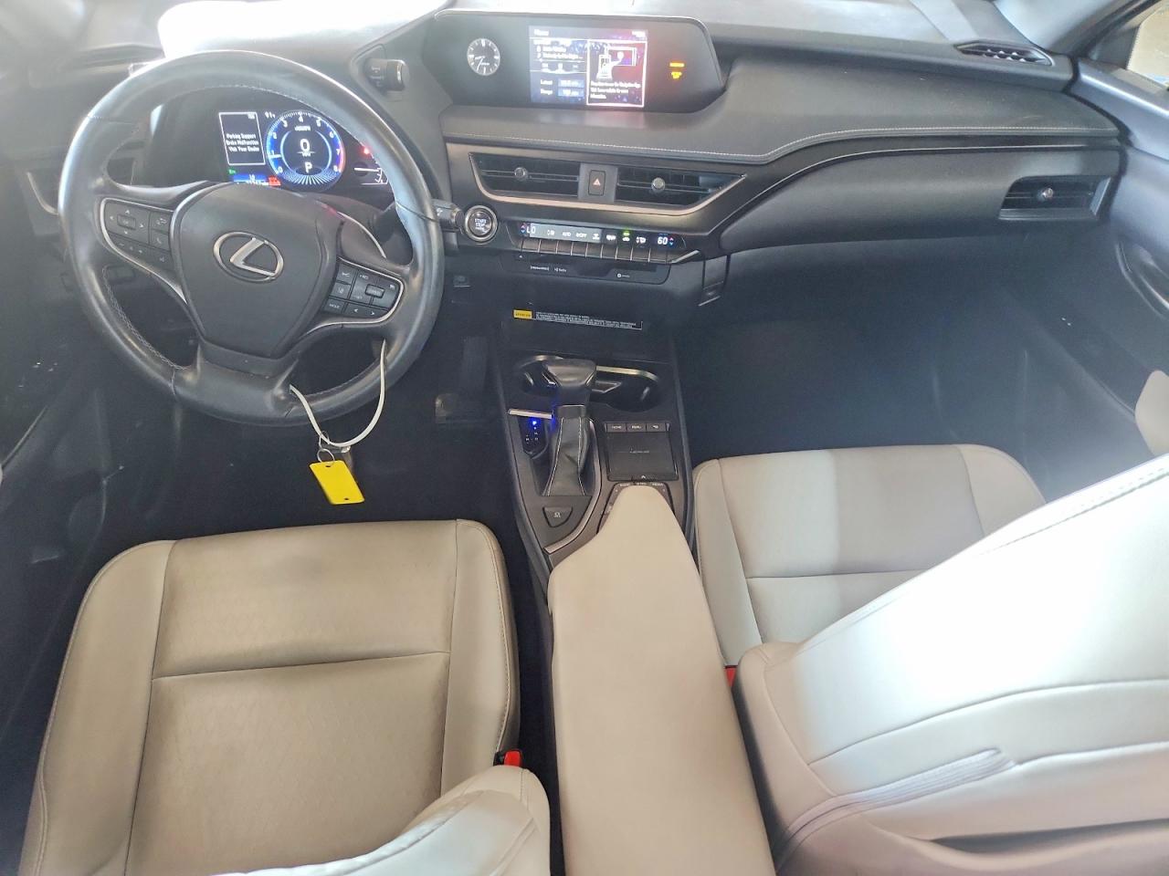 2021 LEXUS UX
