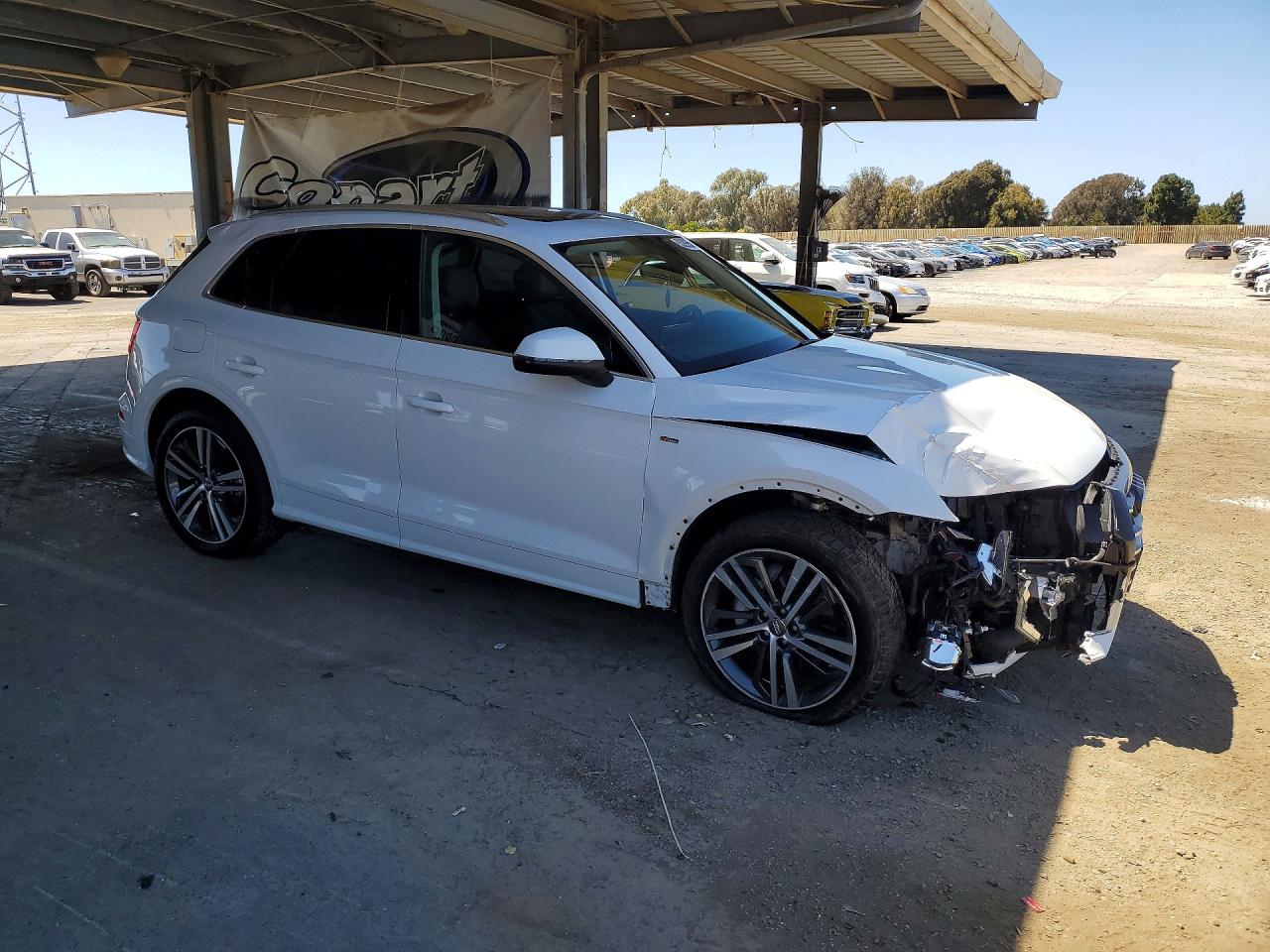 2020 AUDI Q5 E
