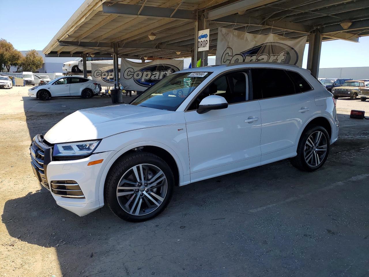 2020 AUDI Q5 E
