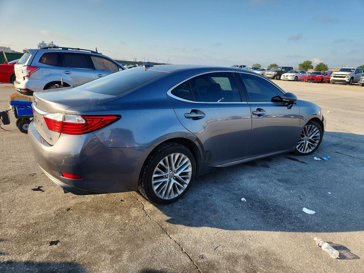2014 LEXUS ES