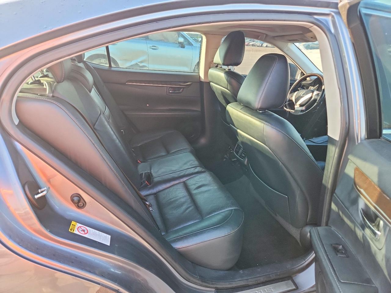 2014 LEXUS ES