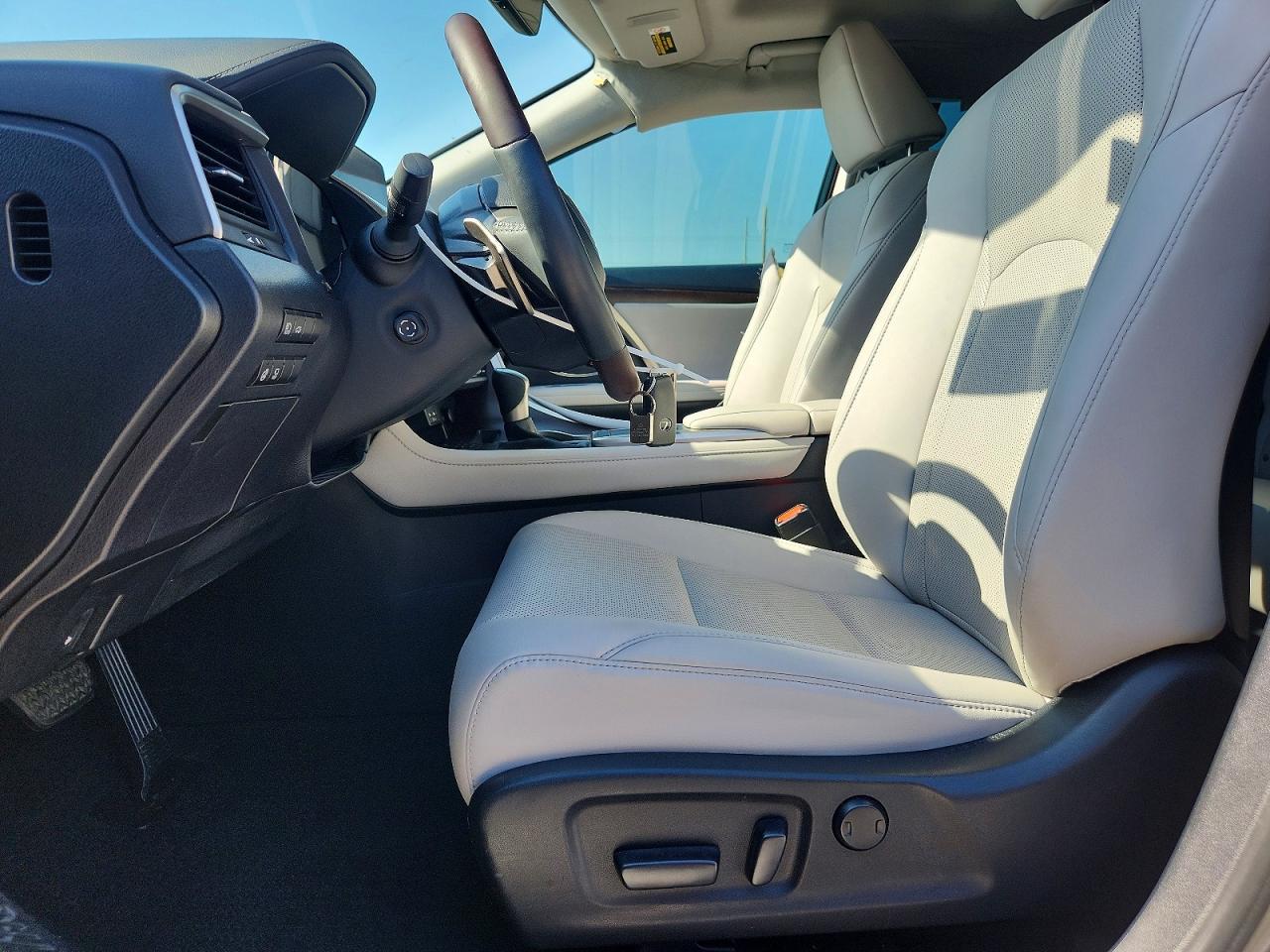 2022 LEXUS RX