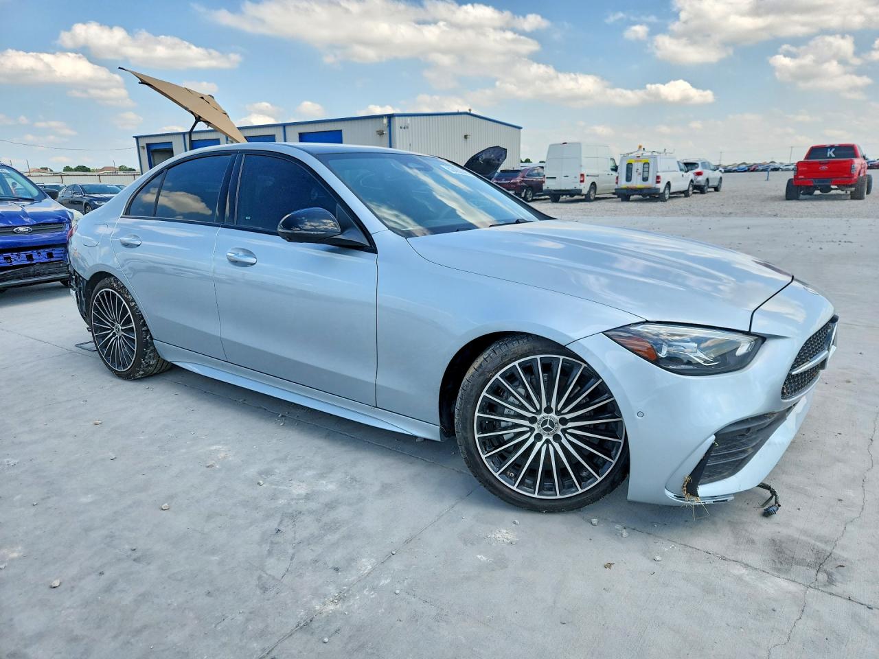 2025 MERCEDES-BENZ C