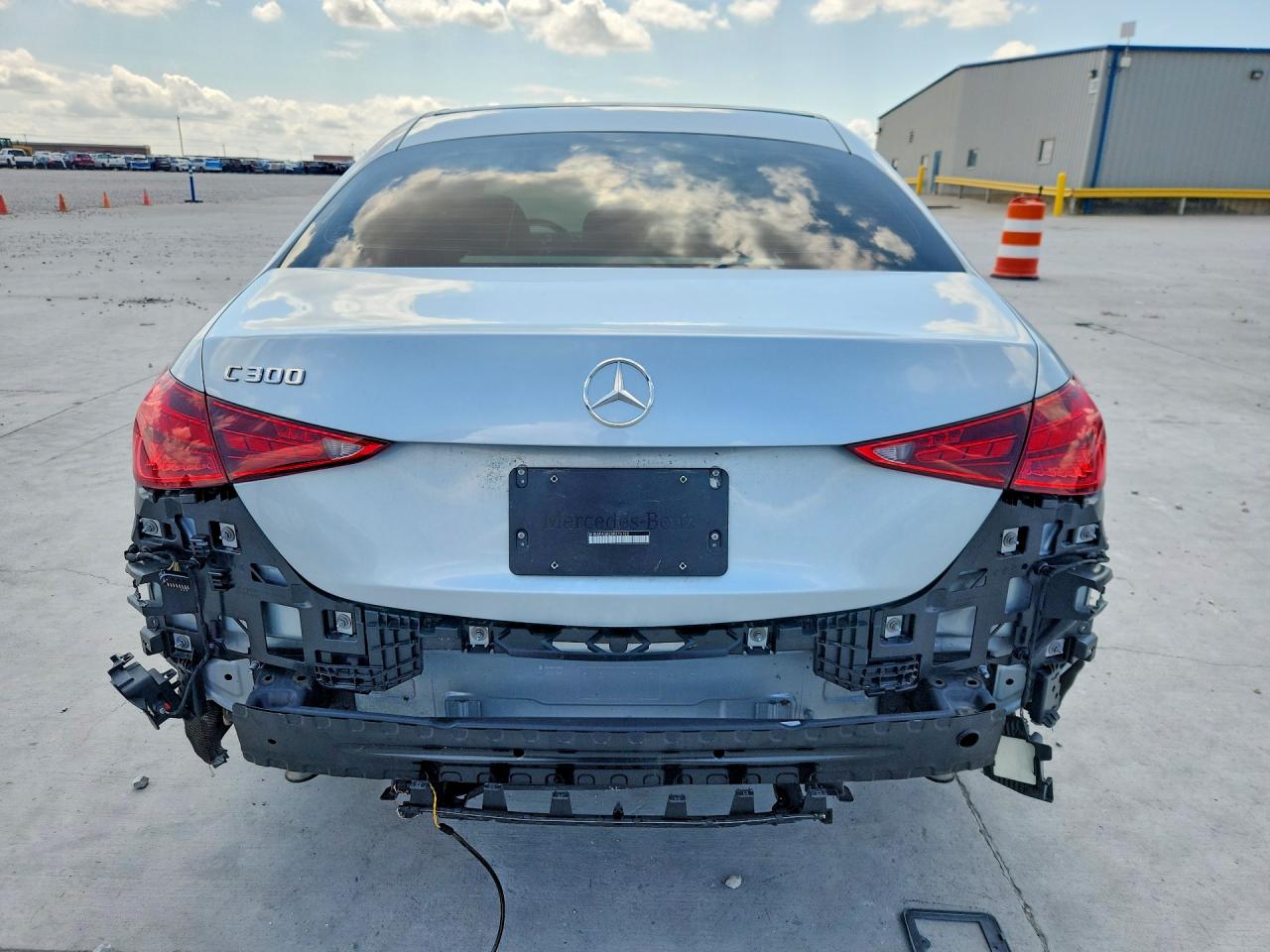 2025 MERCEDES-BENZ C