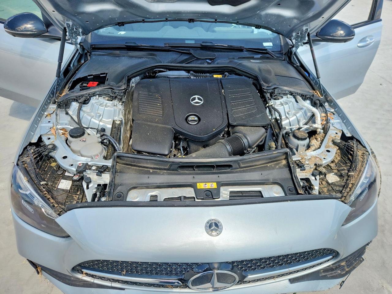 2025 MERCEDES-BENZ C
