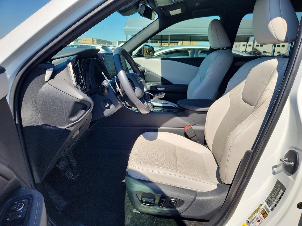 2024 LEXUS TX 350 — ?