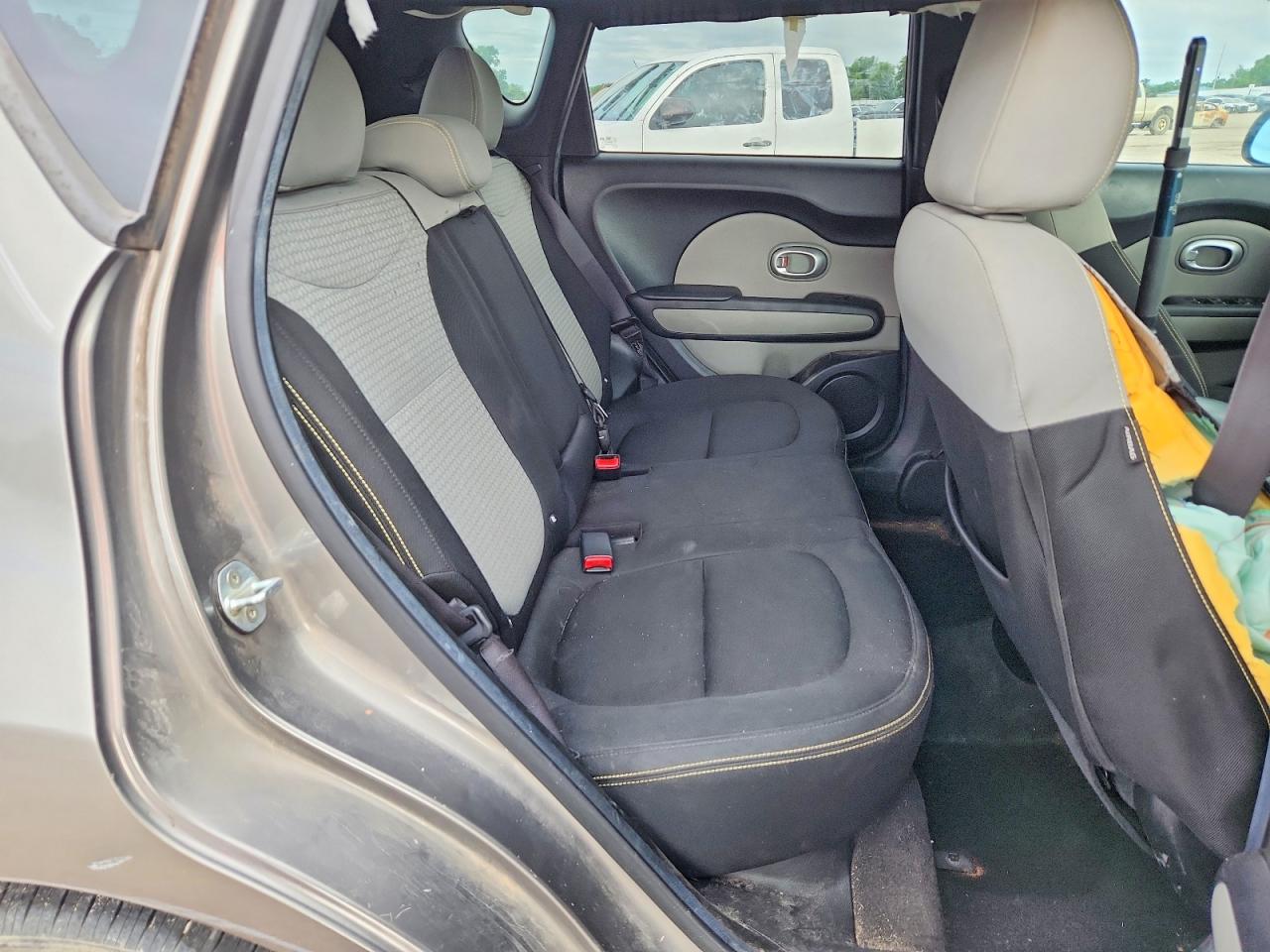 2016 KIA SOUL — ?