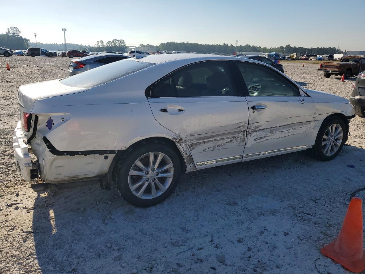 2012 LEXUS ES