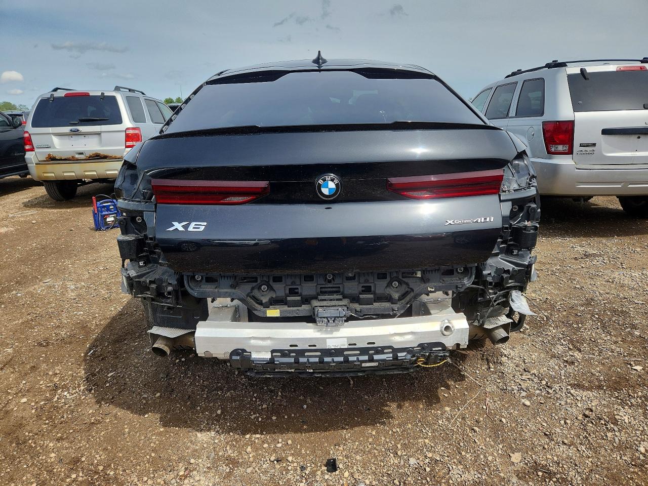 2023 BMW X6