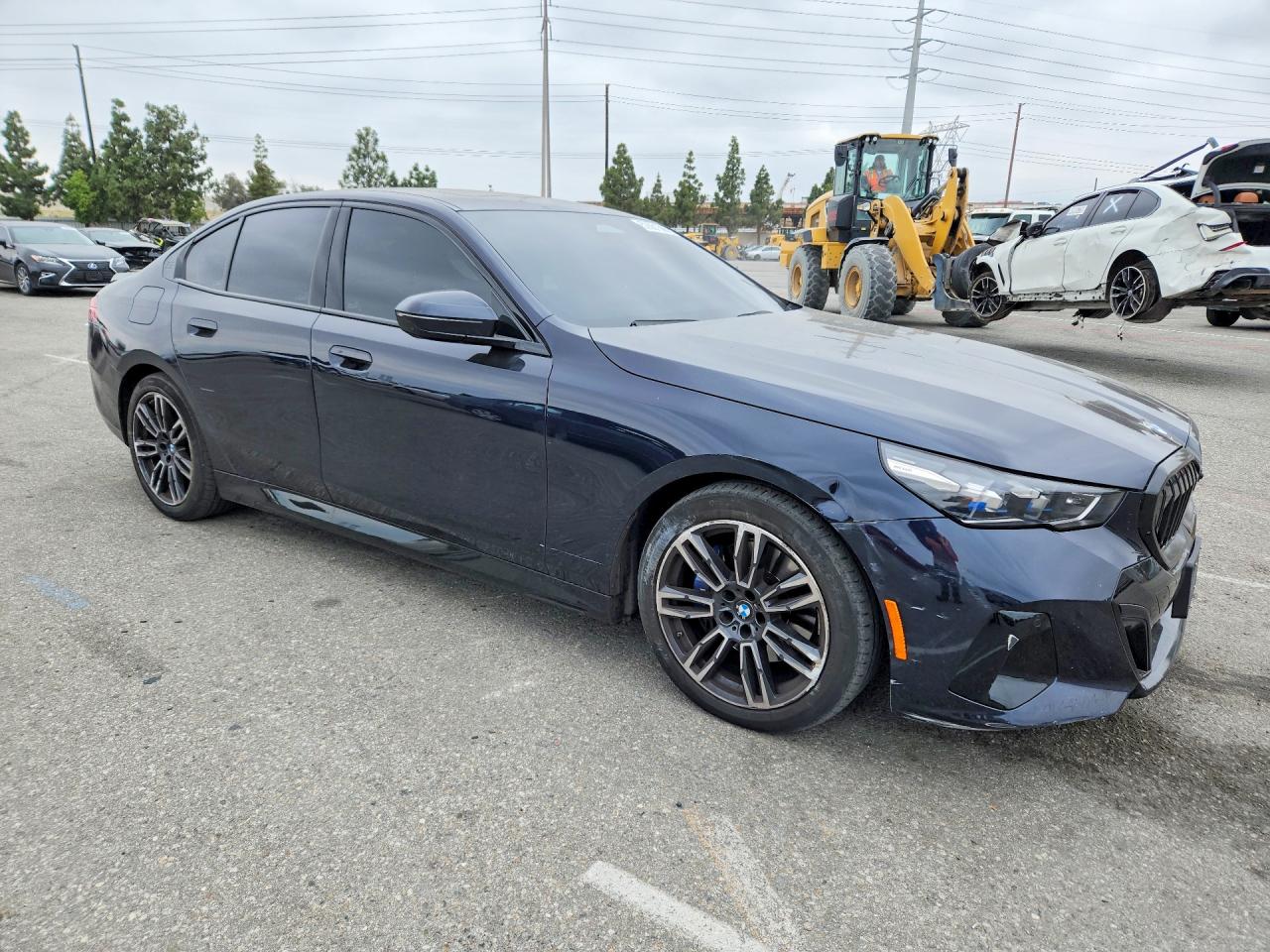 2024 BMW 5-Series 530