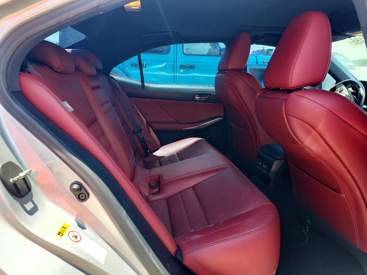2016 LEXUS IS
