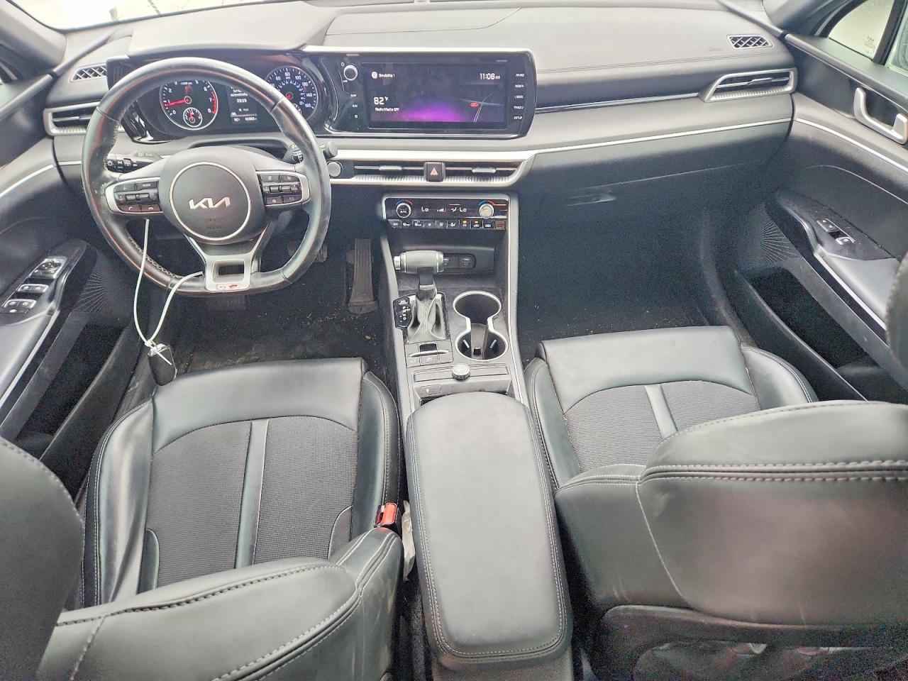 2022 KIA K5