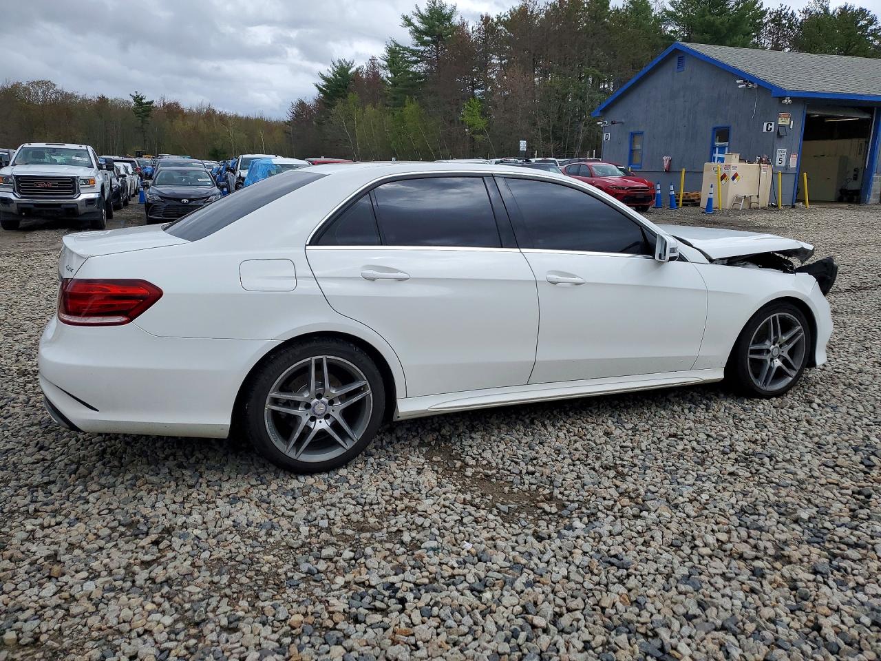 2014 MERCEDES-BENZ E