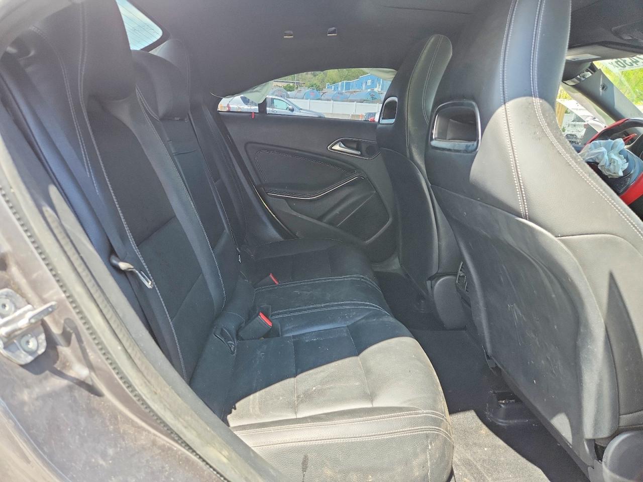 2019 MERCEDES-BENZ CLA