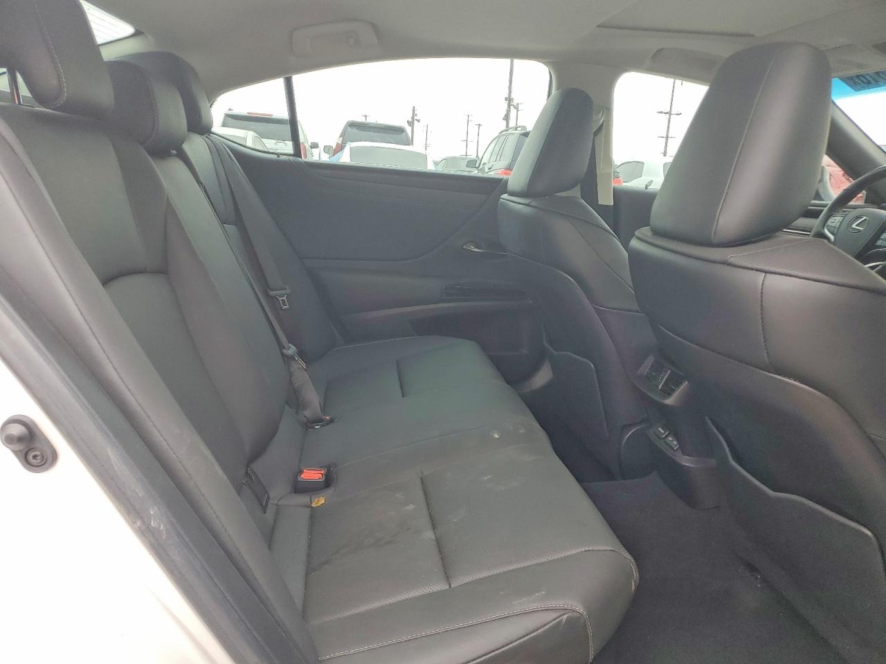 2024 LEXUS ES 300H
