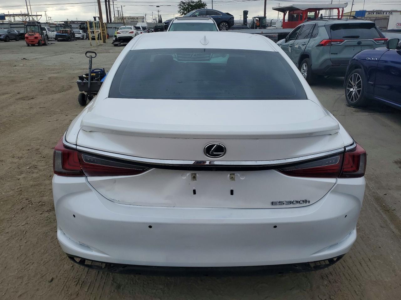 2024 LEXUS ES 300H
