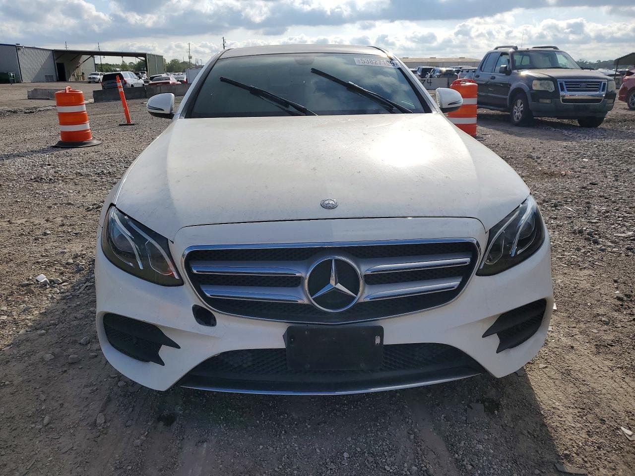 2017 MERCEDES-BENZ E