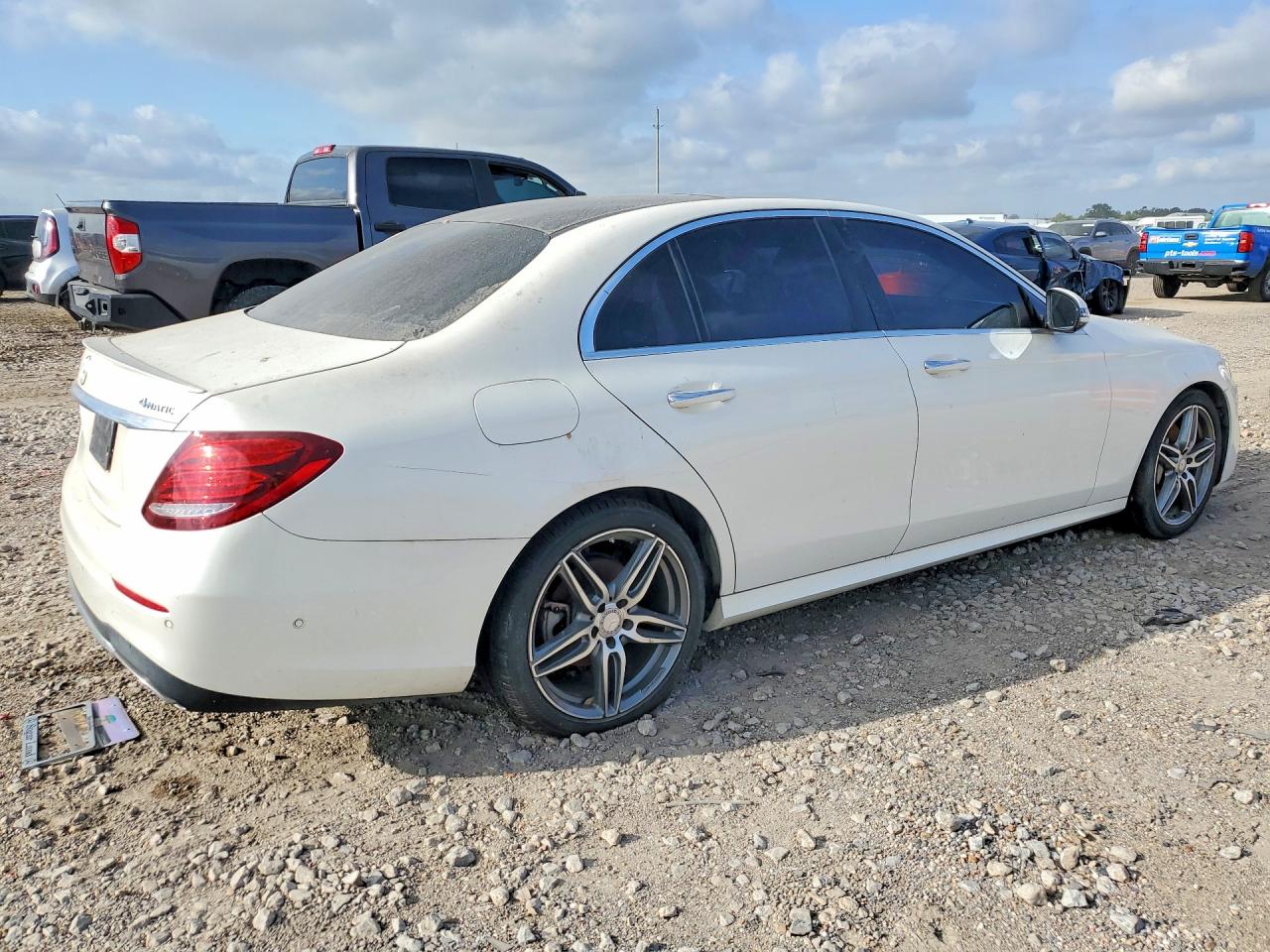 2017 MERCEDES-BENZ E