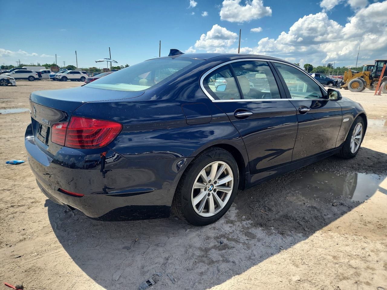 2015 BMW 528